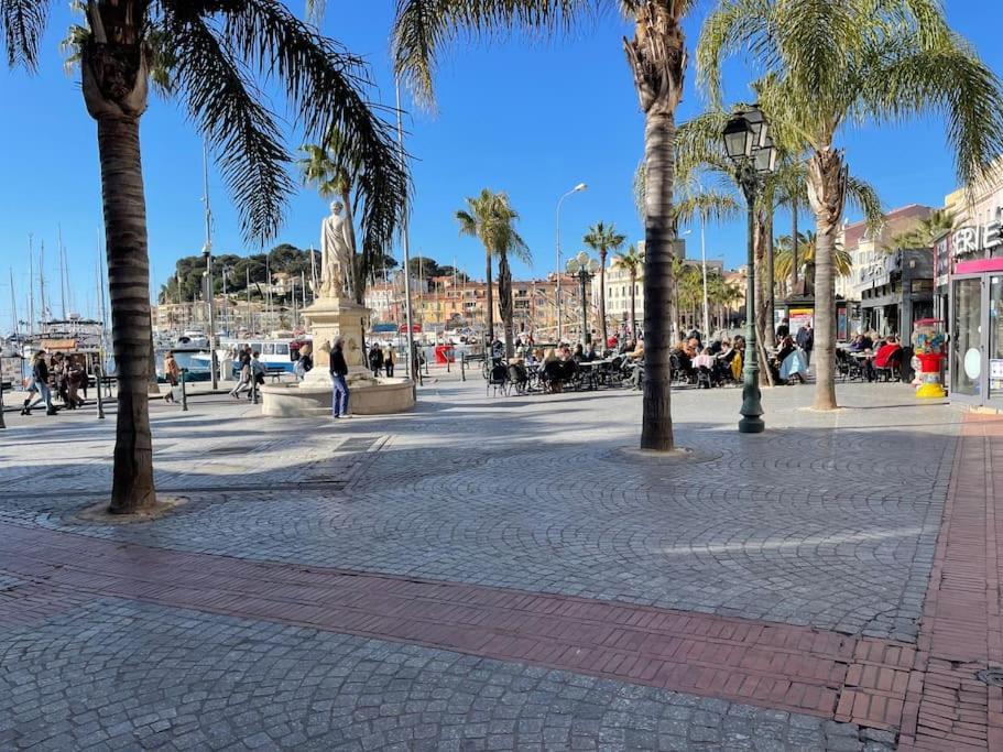 Tres Bel Appartement, Port Sanary, Exterior foto